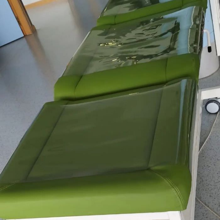 Rénovation de tables d'examens d'hôpital